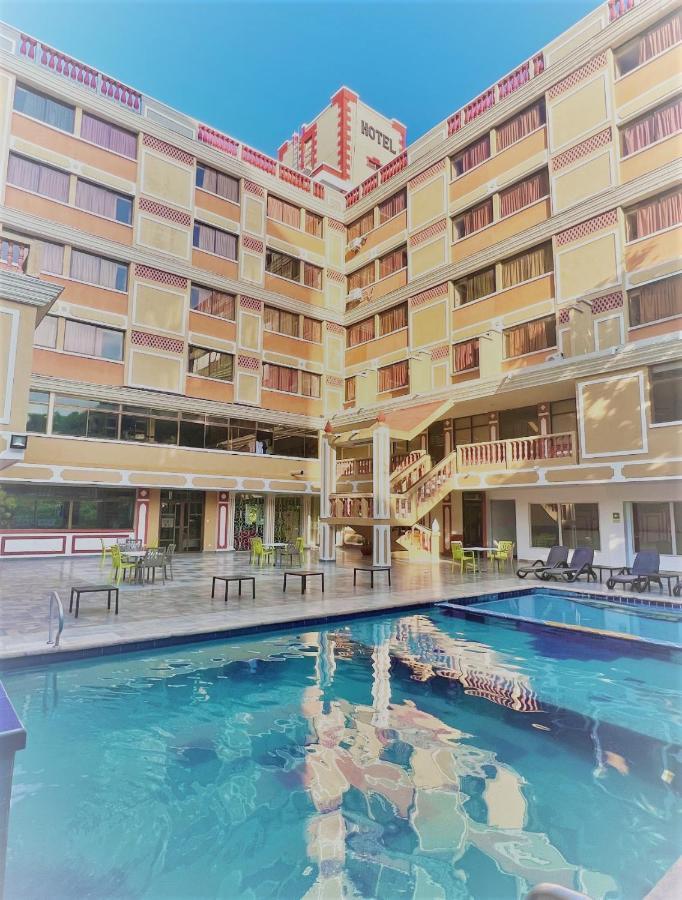 Hotel Casa Ballesteros Μπαρρανκίγια Εξωτερικό φωτογραφία